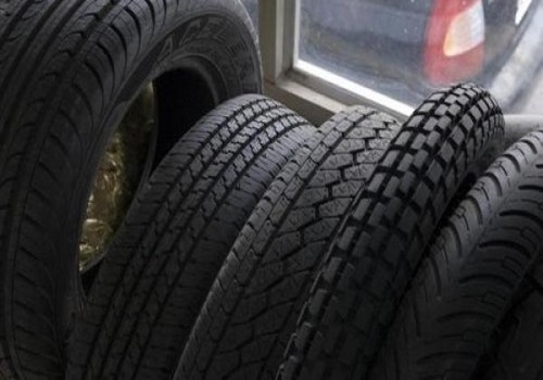India`s JK Tyre Q3 profit rises on lower costs